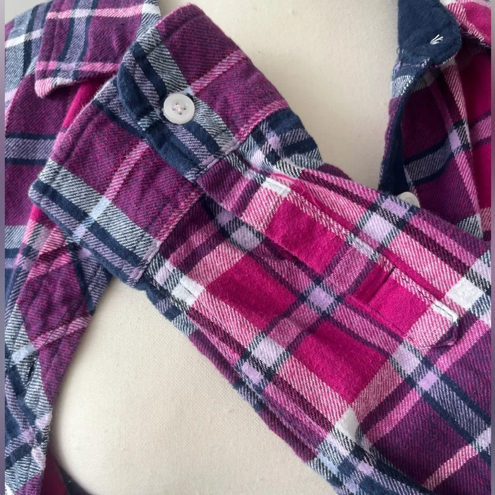 Weatherproof Vintage Ladies' Flannel Plaid Button Down Shirt | Size Medium - Picture 8 of 13